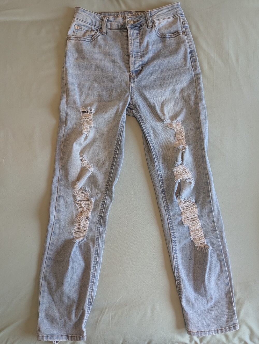Vanilla Star Real Cheeky Distressed Light Wash Skinny Jeans Size 7